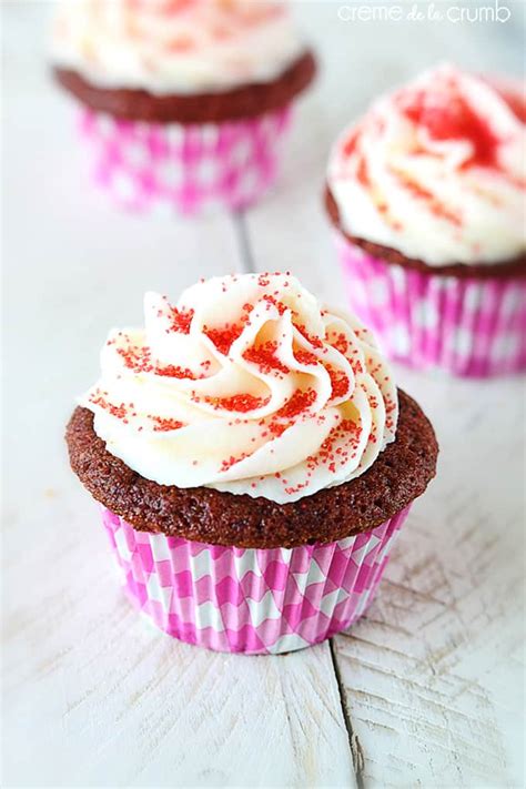 The best, classic, light and fluffy, soft and moist red velvet cupcakes recipe from scratch, topped with tangy cream cheese frosting, homemade with simple ingredients. Red Velvet Cupcakes with White Chocolate Frosting | Creme ...