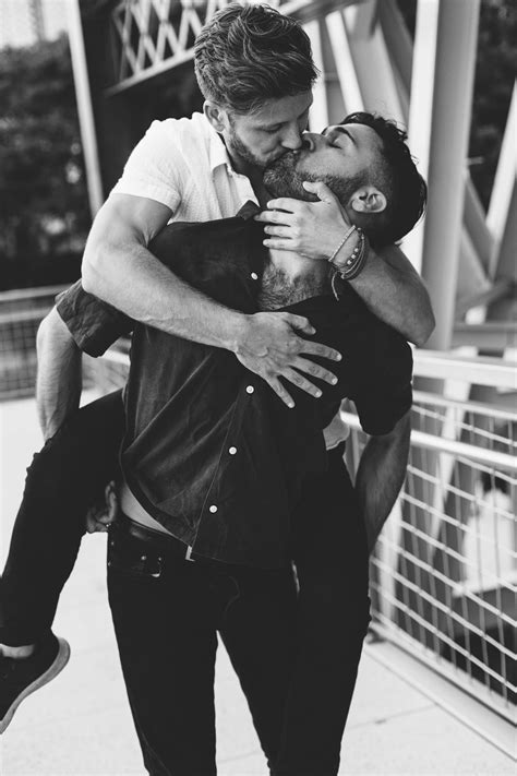 Gay Men Kissing Sexy Enterprisesvsera