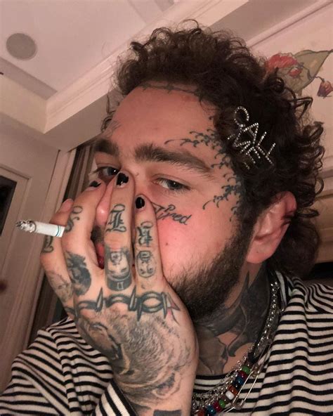 Post Malone Posted A Selfie In Which Hes Wearing The Years Hottest Hair Accessory Barrettes