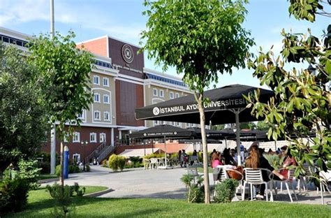 Istanbul aydın university is a private university founded on may 18, 2007 in istanbul, turkey by extension of its predecessor, the vocationa. 2019 - Vakıf Üniversitesi ücretleri ne kadar? | NTV