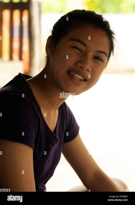 Smiling Karen Girl Umpium Refugee Campthai Burmese Border South Of