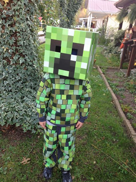 Diy Minecraft Creeper Costume Gray Sweatsuit With 15 Inch Squares Of Green Fabric Ironed On