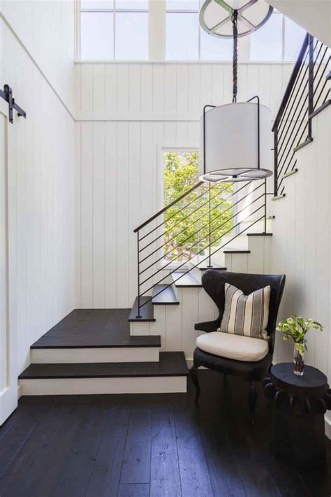 Modern farmhouse style is an updated, contemporary version of the farmhouse interior design style. Modern farmhouse style with timeless interiors in Northern ...