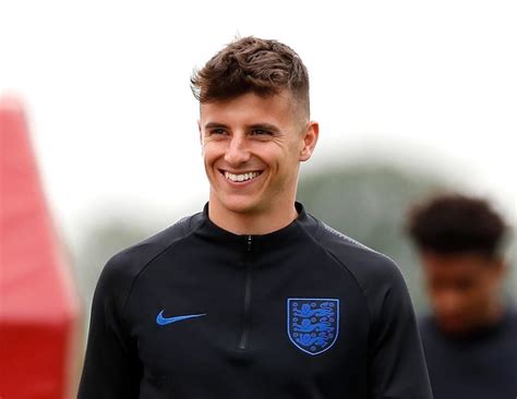 Mason tony mount, professionally known as mason mount is an english professional football player. Mason Mount is Set to Be Handed Debut Start for England ...