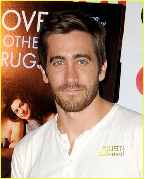 Jake Gyllenhaal Love And Other Drugs Screening Photo 2489344 Jake