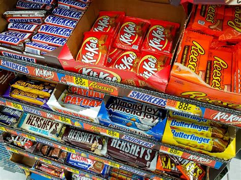 Arm yourself with some unique junk food snacks that are exclusive to canada, to make sure you're as a canadian i approve this list. Berkeley Passes 'Healthy Checkout' Bill, Clearing Junk ...