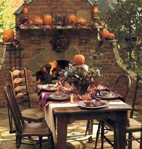 31 Wonderful Outdoor Thanksgiving Dinner Table Decor Ideas Belihouse