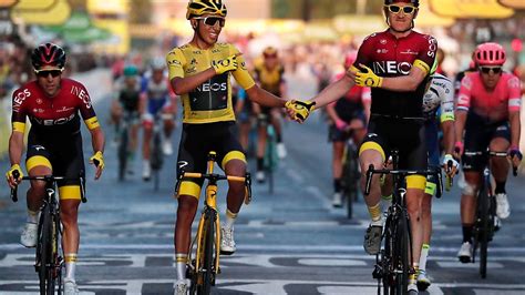 May 24, 2021 · egan bernal (ineos grenadiers) will wear the maglia rosa, or the pink jersey awarded to the race leader, for the seventh day. Egan Bernal: Aufstieg in Rekordzeit zum Tour-de-France ...