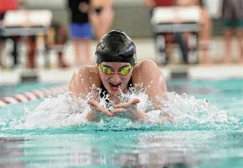 Transfer Dodd Making An Impact For Center Grove Girls Swimming Daily