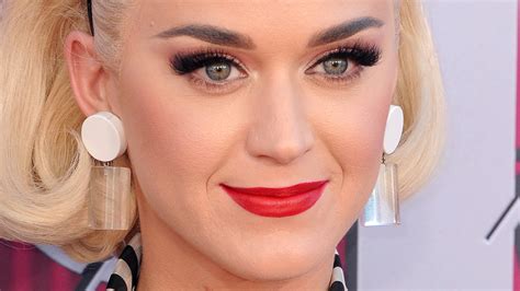 Katy Perry Says Weve Been Singing One Of Her Biggest Hits Wrong The