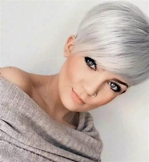 There are people with blond hair, brown hair, grey hairs, ginger hairs, brunette and what not. 2021 Summer Short Haircuts - 20+ » Trendiem