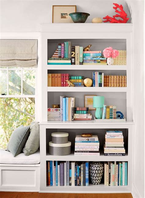 Pin By Samantha On Shelves And Vignettes Bookcase Decor Bookcase