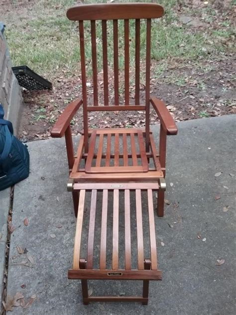 We have a range of beautiful traditional teak deck chairs to buy to suit all budgets. Queen Elizabeth Titanic Replica Teak Deck Chairs | HiBid ...