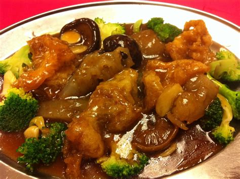 Soaring demand has driven a contagion of poaching worldwide, researchers say. Foods Heaven: : Braised Sea Cucumber with Fish Maw and ...