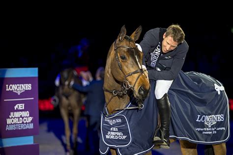 Cerca nel più grande indice di testi integrali mai esistito. Kolla klippet: Mary Lou och Henrik von Eckermanns bästa ...