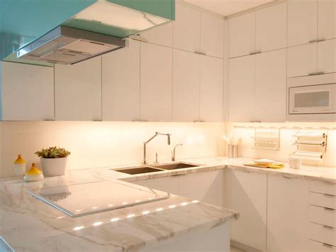 Rangka kabinet dasar dapur kami memberi anda banyak pilihan untuk mewujudkan dapur impian anda. 10 Jenis Pemasangan Lampu (Lighting Fixtures)