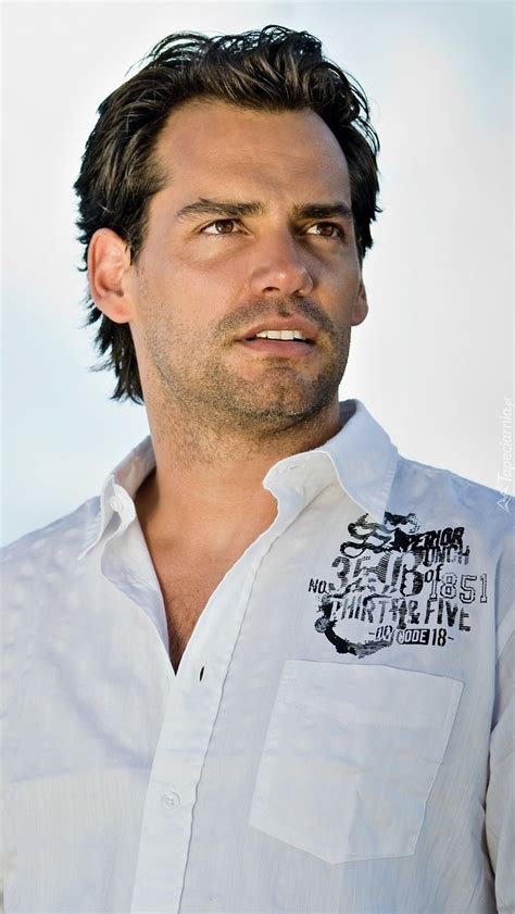 Cristián de la fuente, actor: Cristian de la Fuente - Tapeta na telefon