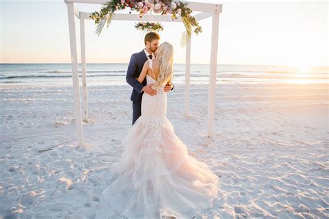 Four Reasons To Have A Beautiful Beach Wedding 5 Star Wedding Blog