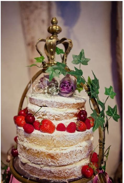 Just eggs, sugar, vanilla, flour and baking powder. Rustic Country Wedding Sponge Cake | Cake, Love cake ...