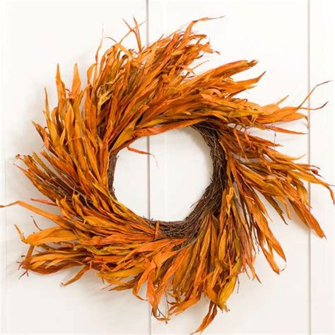 30 Gorgeous Fall Wreaths That Showcase Natures Bounty Fall Outdoor