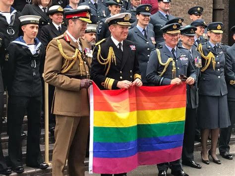 Reino Unido Muestra Apoyo A Sus Militares Transgénero N