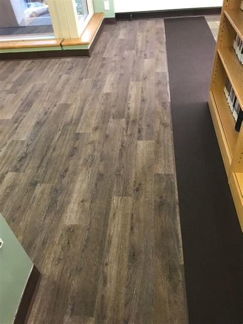 This Carpet That Looks Like Hardwood Flooring Mildlyinteresting