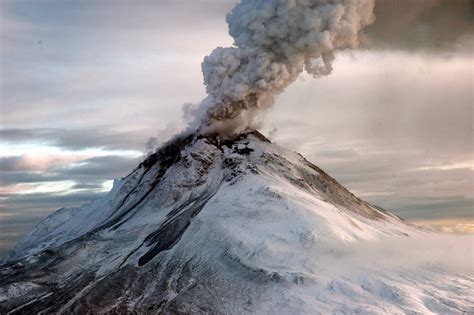 Volcano Eruptions In Alaska Could Cause Trans Atlantic Chaos For Airlines