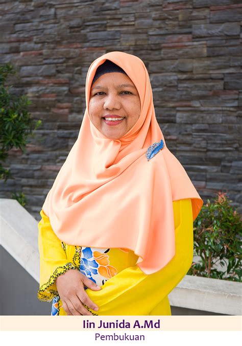 15 apr 2021 closing date : Foto Pegawai Yayasan Perguruan Sultan Iskandar Muda ...