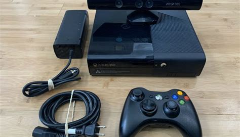 Microsoft Xbox 360 E 4gb Video Game Console Bundle 1538 W Kinect Ships