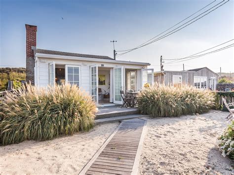 65 Navy Rd Montauk Ny 11954 Mls 354884 Zillow Cottages By The