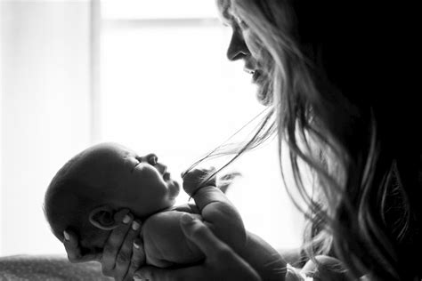 La Importancia Del Contacto Piel Con Piel Entre Bebé Y Madre