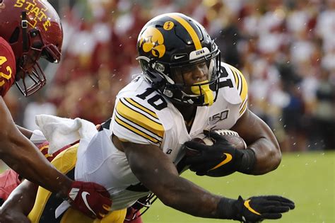 Name An Obstacle And Iowa Overcame It In The Cy Hawk Game The Athletic