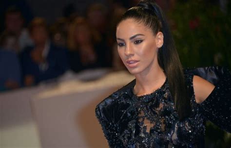 La vita privata di giulia de lellis. Giulia De Lellis a Vanity Fair: "Il mio modello? Angelina ...