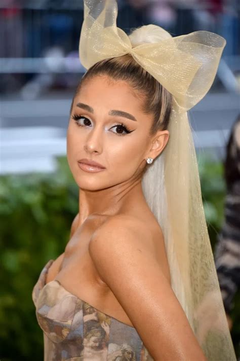 Ariana Grande Details Weight Height Age Body