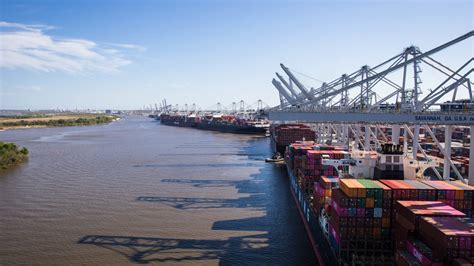 Port Of Savannah Is Moving Record Breaking Volumes Of Cargo Wsav Tv