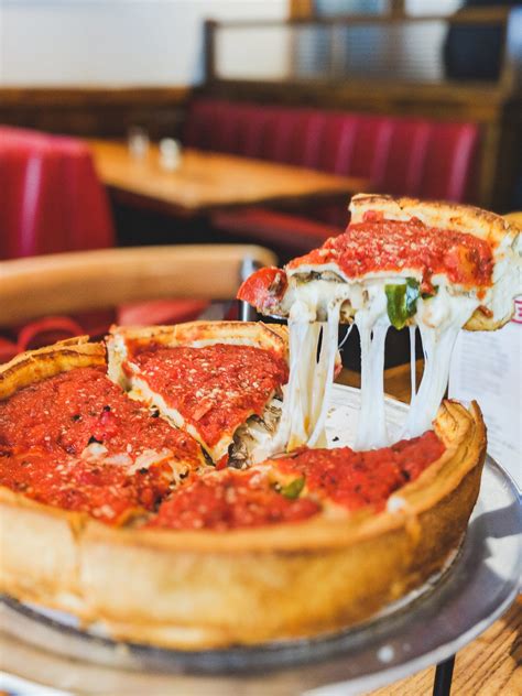 Chicago Deep Dish Style Pizza Deep Dish Pizza Style The Bulky Pie Xx Photoz Site