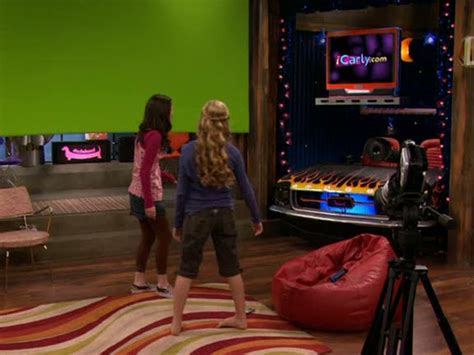 Do you like this video? Carlys Apartment - iCarly-Pedia - Carly, Sam, Episoden ...