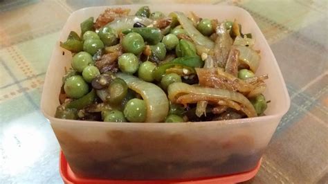 Jom kita tengok resepi mudah untuk menyediakan sayur terung goreng yang sangat sedap ini. ZULFAZA LOVES COOKING: Sambal cili hijau terung pipit