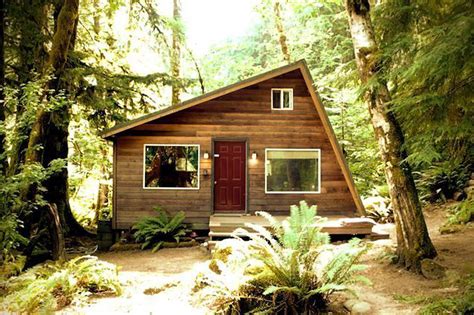50k Gets You This 320 Square Foot Mt Index Tiny Cabin Curbed Seattle