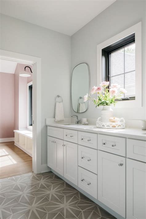 As comfortable in the living room as in the bathroom, it also shines with its ability to combine all styles. Kids bedroom and bathroom paint color combination ideas ...