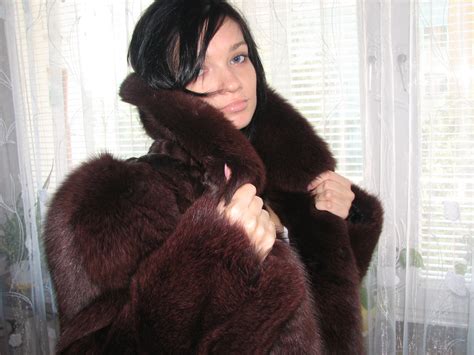 Fur Coat Lovely Girl With A So Beautiful Fox Fur Coat