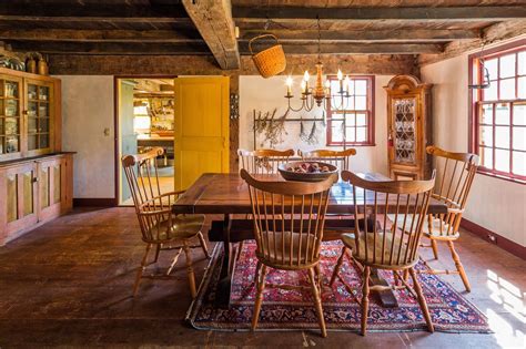 This New England Farmhouse Looks Like Something Out Of A Postcard New
