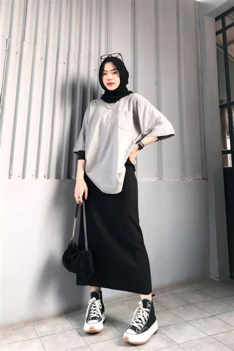 12 OOTD Rok Span Hijab yang Stylish