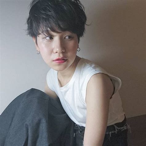 クールなショートヘアが断然おしゃれ♪かっこいい大人女性の ...