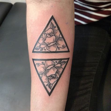 Geometric tattoos come in many color palettes and designs. 100+ Geometric Tattoo Designs & Meanings - Shapes ...