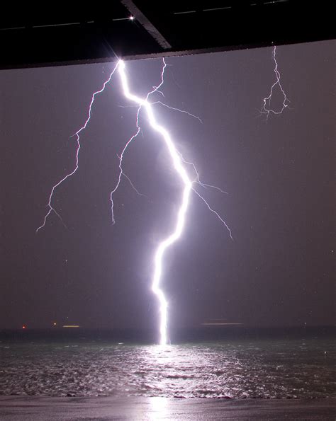 A Lightning Bolt Hits Water So Close You Can See Its Streamers