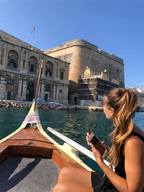 Ah bene, nemmeno ci avvisi di queste foto, c'è. Una cartolina da Malta firmata Emma Muscat - Il Blog di Malta