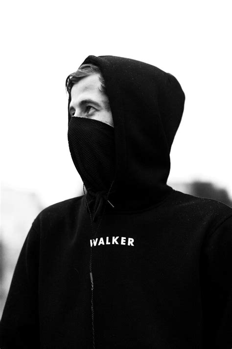 Join facebook to connect with alan walker and others you may know. Alan Walker (1) | EDMにわかが語る