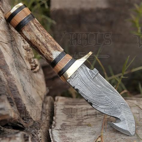 Custom Hand Made Forged Damascus Steel Gut Hook Hunting Knife With Sta