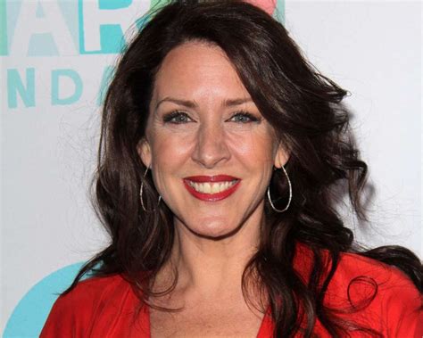 Joely Fisher S Body Measurements Including Breasts Height And Weight